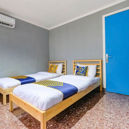Spot On 2281 Omajo Hotel Semarang Ngoại thất bức ảnh
