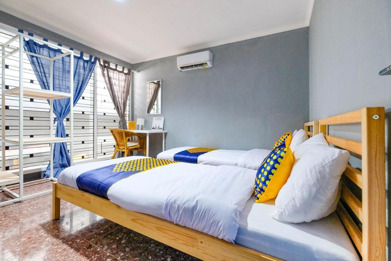 Spot On 2281 Omajo Hotel Semarang Ngoại thất bức ảnh
